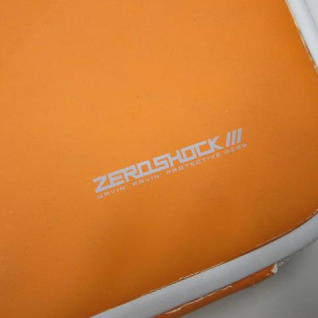 中古品 アイパッドケース < PC本体/周辺機器  中古品 アイパッドケース < PC本体/周辺機器の