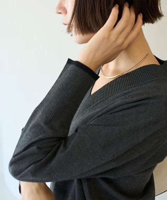 UNFILO/今季Web限定ニットワンピース超美品グレー < ブランド UNFILO/今季Web限定ニットワンピース超美品グレー < ブランドの