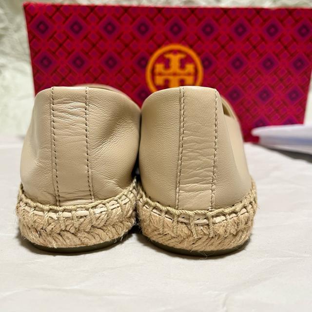 �y���i�z �g���[�o�[�` �G�X�p�h���[�� 23cm �x�[�W�� ���U�[ EVERLY �X���b�|�� TORY BURCH �� �u�����h�� 