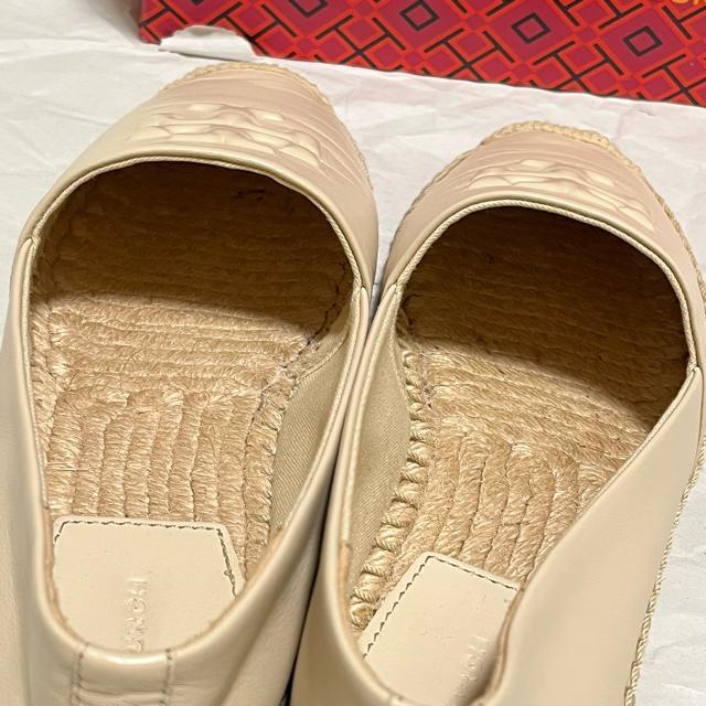 �y���i�z �g���[�o�[�` �G�X�p�h���[�� 23cm �x�[�W�� ���U�[ EVERLY �X���b�|�� TORY BURCH �� �u�����h�� 