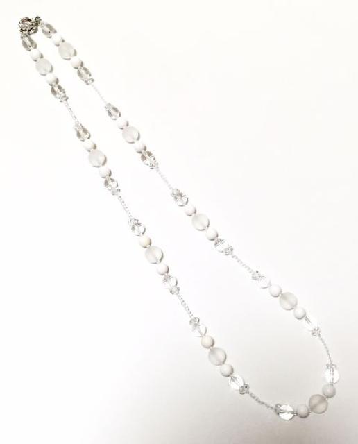 百貨店PEAQ◎水晶天然石ネックレス白系◎アレルフリー◎新品◎ < 女性アクセサリー/時計 百貨店PEAQ◎水晶天然石ネックレス白系◎アレルフリー◎新品◎ < 女性アクセサリー/時計の