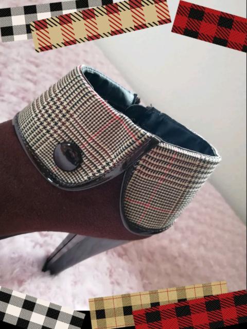 新品☆Sorridere*折り返し千鳥格子柄ブーティ < 女性ファッション 新品☆Sorridere*折り返し千鳥格子柄ブーティ < 女性ファッションの