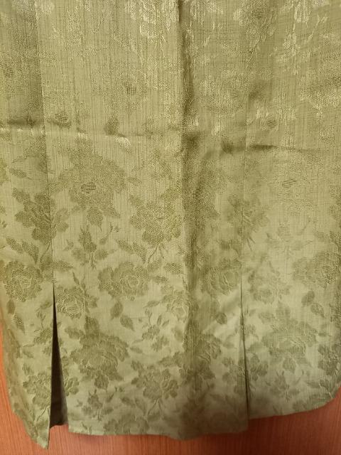 ∞ 薔薇の地模様がステキなスカート < 女性ファッション  ∞ 薔薇の地模様がステキなスカート < 女性ファッションの