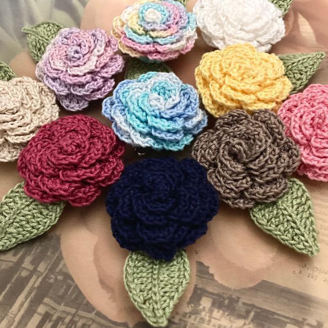 ハンドメイド♪レース編み 花びらいっぱいお花モチーフのブローチ < 女性ファッション  ハンドメイド♪レース編み 花びらいっぱいお花モチーフのブローチ < 女性ファッションの