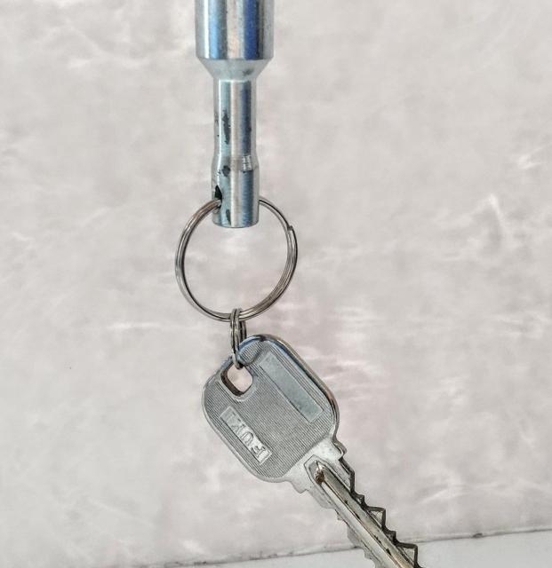 磁石キーホルダー 簡単便利 強力磁石タイプ < 女性ファッション  磁石キーホルダー 簡単便利 強力磁石タイプ < 女性ファッションの