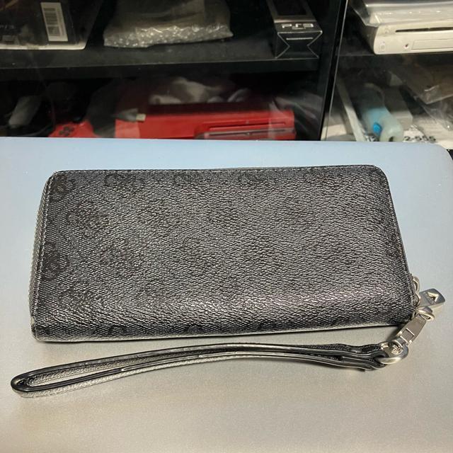 【GUESS / ゲス】 ラウンドファスナー 長財布 < ブランド 【GUESS / ゲス】 ラウンドファスナー 長財布 < ブランドの