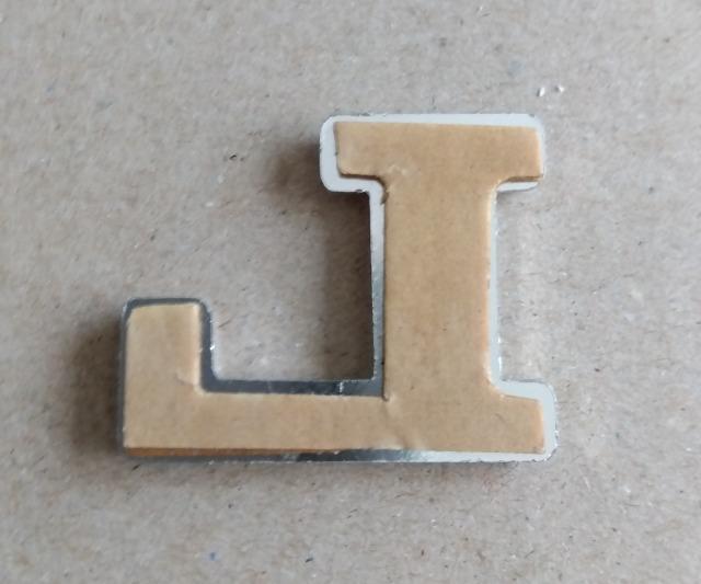 󏭁IAIGukEZbggp  /oCN