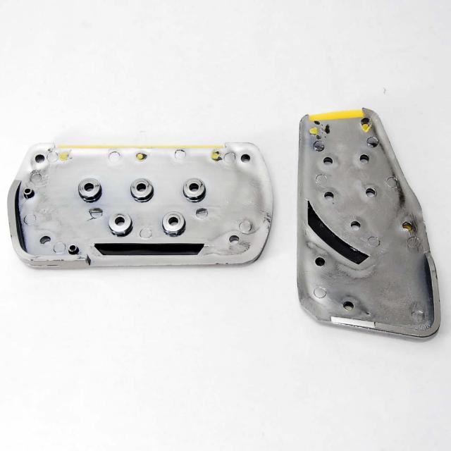 フォーミュラスペック ノンスリップ スポーツ ペダルカバー イエロー AT用 汎用 ペダルパッド オートマ 軽量 ドレスアップ 黄 < 自動車/バイク フォーミュラスペック ノンスリップ スポーツ ペダルカバー イエロー AT用 汎用 ペダルパッド オートマ 軽量 ドレスアップ 黄 < 自動車/バイク