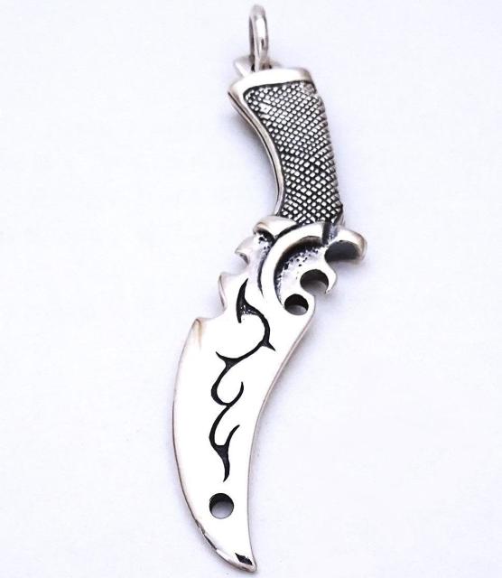 ☆シルバー925ブレードランナーペンダント ブレードランナーナイフペンダント 新品 未使用 ダガーペンダント ナイフペンダント < 男性アクセサリー/時計 ☆シルバー925ブレードランナーペンダント ブレードランナーナイフペンダント 新品 未使用 ダガーペンダント ナイフペンダント < 男性アクセサリー/時計の