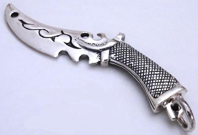 ☆シルバー925ブレードランナーペンダント ブレードランナーナイフペンダント 新品 未使用 ダガーペンダント ナイフペンダント < 男性アクセサリー/時計 ☆シルバー925ブレードランナーペンダント ブレードランナーナイフペンダント 新品 未使用 ダガーペンダント ナイフペンダント < 男性アクセサリー/時計の