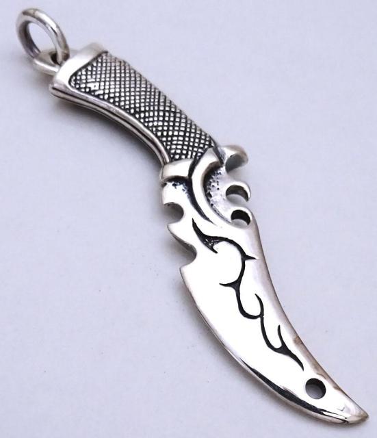 ☆シルバー925ブレードランナーペンダント ブレードランナーナイフペンダント 新品 未使用 ダガーペンダント ナイフペンダント < 男性アクセサリー/時計 ☆シルバー925ブレードランナーペンダント ブレードランナーナイフペンダント 新品 未使用 ダガーペンダント ナイフペンダント < 男性アクセサリー/時計の