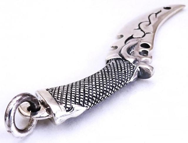 ☆シルバー925ブレードランナーペンダント ブレードランナーナイフペンダント 新品 未使用 ダガーペンダント ナイフペンダント < 男性アクセサリー/時計 ☆シルバー925ブレードランナーペンダント ブレードランナーナイフペンダント 新品 未使用 ダガーペンダント ナイフペンダント < 男性アクセサリー/時計の