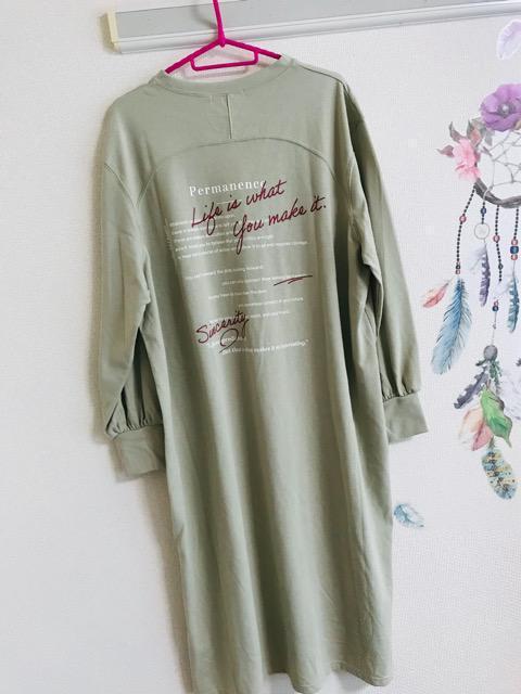 新品薄手ロゴプリントゆったりワンピースM < 女性ファッション  新品薄手ロゴプリントゆったりワンピースM < 女性ファッションの