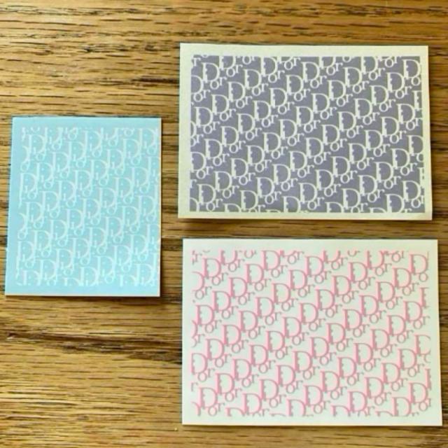 正規品 クリスチャンディオール Christian Dior サロン用 ネイルシール < 香水/コスメ/ネイル 正規品 クリスチャンディオール Christian Dior サロン用 ネイルシール < 香水/コスメ/ネイルの