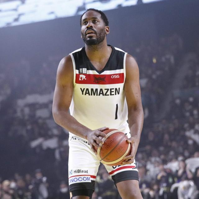 #1 �����e�E���C�e���I�蒅�p�E���M�T�C�����胆�j�t�H�[���iAWAY�j �㉺�Z�b�g�@CS���b�y���d�l 