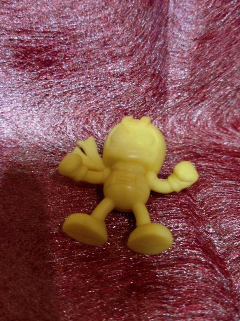 中古 ファミコン消しゴム スーパーファミコン ボンバーマン マグネットボンバー < おもちゃ 中古 ファミコン消しゴム スーパーファミコン ボンバーマン マグネットボンバー < おもちゃの