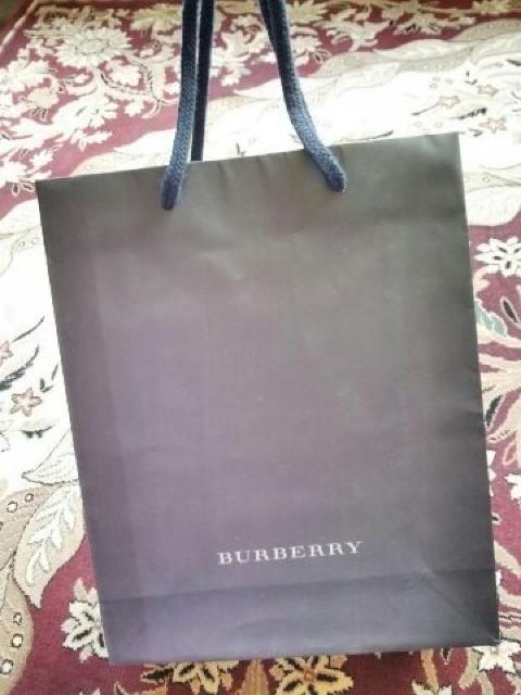 送料半額♪お洒落シンプルBURBERRYのshop袋ヽ(´▽`)/♪ < ブランド  送料半額♪お洒落シンプルBURBERRYのshop袋ヽ(´▽`)/♪  < ブランドの