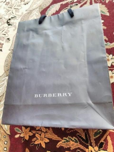 送料半額♪お洒落シンプルBURBERRYのshop袋ヽ(´▽`)/♪ < ブランド  送料半額♪お洒落シンプルBURBERRYのshop袋ヽ(´▽`)/♪ < ブランドの
