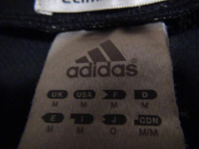 adidasのTシャツ(M)ブラック !。 < ブランド  adidasのTシャツ(M)ブラック !。 < ブランドの