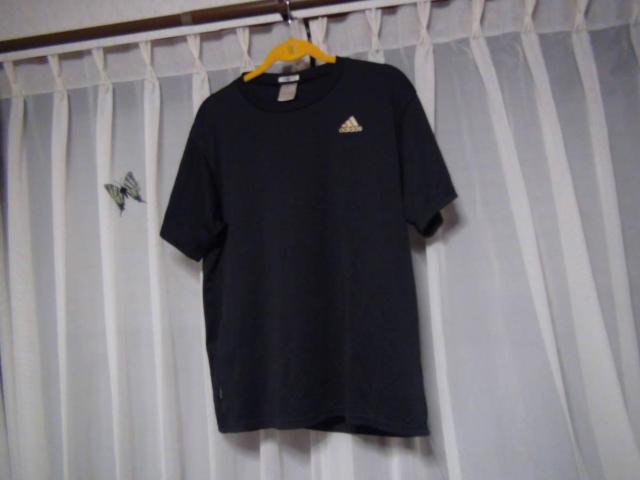 adidasのTシャツ(M)ブラック !。 < ブランド  adidasのTシャツ(M)ブラック !。 < ブランドの