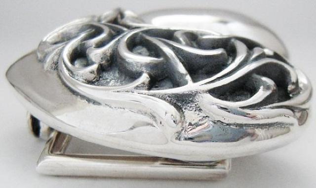 フローラルハートバックル シルバー925 ハートバックル < 男性ファッション フローラルハートバックル シルバー925 ハートバックル < 男性ファッションの