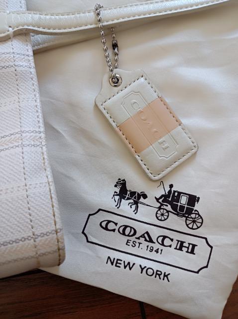 COACHg[gobOVilY큚fGR[`ɂǁ[