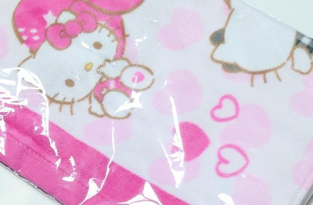 LAWSON★ハローキティ 50周年当りくじ【フェイスタオル(レッド)】 < インテリア/ライフ LAWSON★ハローキティ 50周年当りくじ【フェイスタオル(レッド)】 < インテリア/ライフの