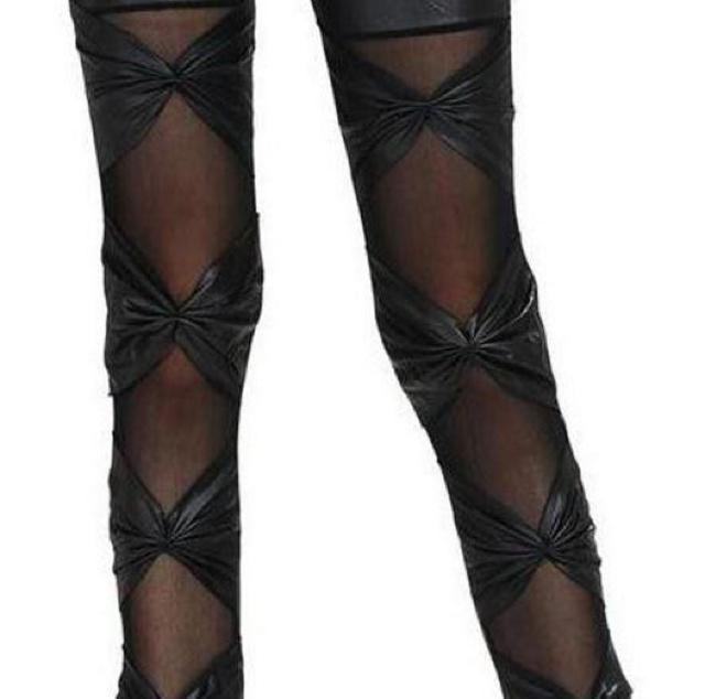 送料無料 フェイクレザー リボンバンテージ レギンス < 女性ファッション  送料無料 フェイクレザー リボンバンテージ レギンス  < 女性ファッションの
