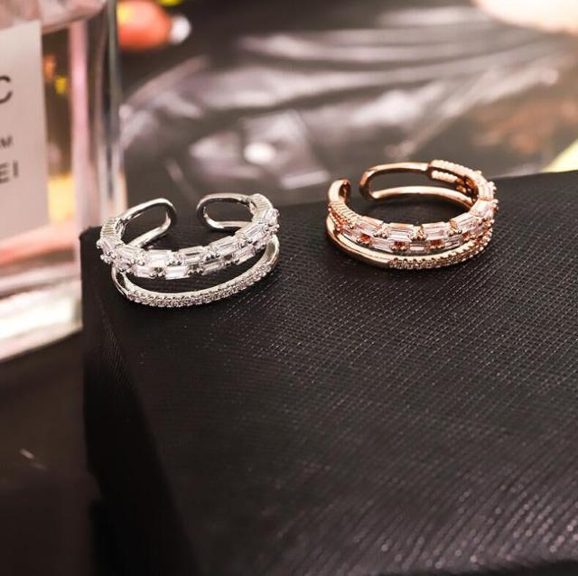 送料無料★即日発送※婚約指輪 9号〜21号 大粒Czダイヤ※フリーサイズ リング ギフト ピンクゴールド < 女性アクセサリー/時計 送料無料★即日発送※婚約指輪 9号〜21号 大粒Czダイヤ※フリーサイズ リング ギフト ピンクゴールド < 女性アクセサリー/時計の