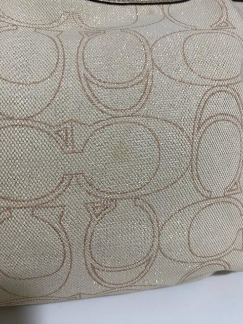 【良品】COACH コーチ シグネチャー ショルダーバッグ 斜め掛け ベージュ < ブランド  【良品】COACH コーチ シグネチャー ショルダーバッグ 斜め掛け ベージュ < ブランドの