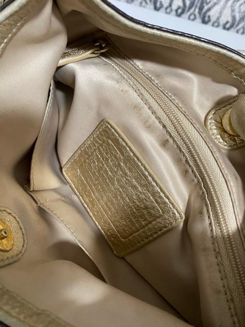 【良品】COACH コーチ シグネチャー ショルダーバッグ 斜め掛け ベージュ < ブランド  【良品】COACH コーチ シグネチャー ショルダーバッグ 斜め掛け ベージュ < ブランドの