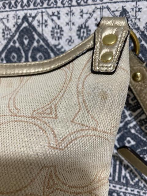 【良品】COACH コーチ シグネチャー ショルダーバッグ 斜め掛け ベージュ < ブランド  【良品】COACH コーチ シグネチャー ショルダーバッグ 斜め掛け ベージュ < ブランドの