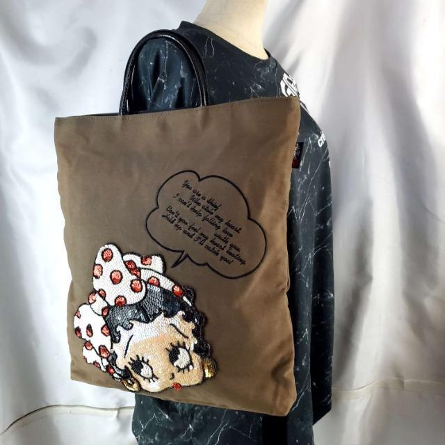 込み★可愛い!!ベティー(顔スパンコール)バック★ < 女性ファッション  込み★可愛い!!ベティー(顔スパンコール)バック★ < 女性ファッションの