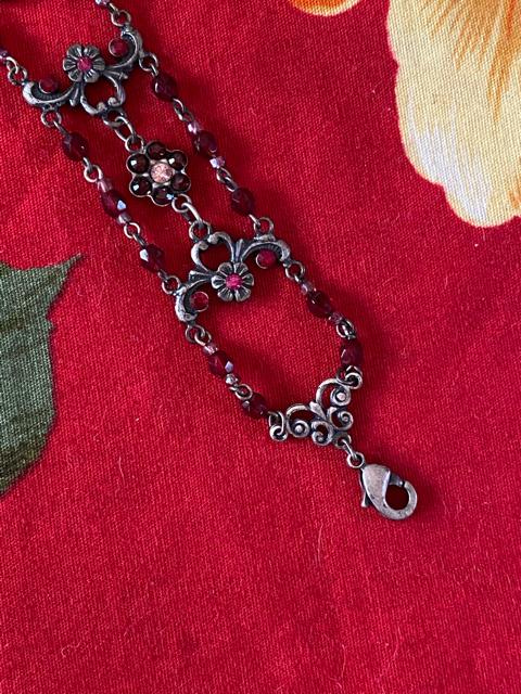 新品未使用☆アンティーク☆赤系☆お花ブレスレット☆ < 女性アクセサリー/時計 新品未使用☆アンティーク☆赤系☆お花ブレスレット☆ < 女性アクセサリー/時計の