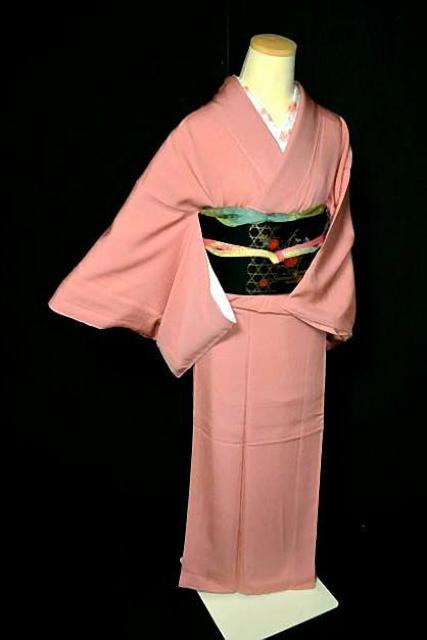 色無地 中古 最高峰 未使用品 人間国宝  羽田登喜男 真赭色 1つ紋 鈴乃屋扱 身丈157.5cm 裄丈64.5cm T2771 < 女性ファッション  色無地 中古 最高峰 未使用品 人間国宝  羽田登喜男 真赭色 1つ紋 鈴乃屋扱 身丈157.5cm 裄丈64.5cm T2771  < 女性ファッションの