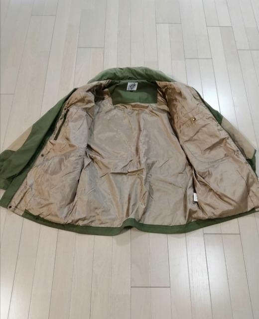 特価★美品GIGGY美品フメンズアウタージャケットフーディーグリーンベージュ大活躍ポケット充実裏地付きしっかりしたつくり品薄 < 男性ファッション  特価★美品GIGGY美品フメンズアウタージャケットフーディーグリーンベージュ大活躍ポケット充実裏地付きしっかりしたつくり品薄 < 男性ファッションの