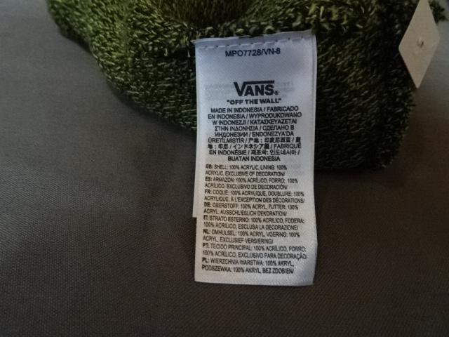 USA購入 【VANS】【CA NY】スケボー刺繍ワッペン付 ニットキャップ < 男性ファッション  USA購入 【VANS】【CA NY】スケボー刺繍ワッペン付 ニットキャップ < 男性ファッションの