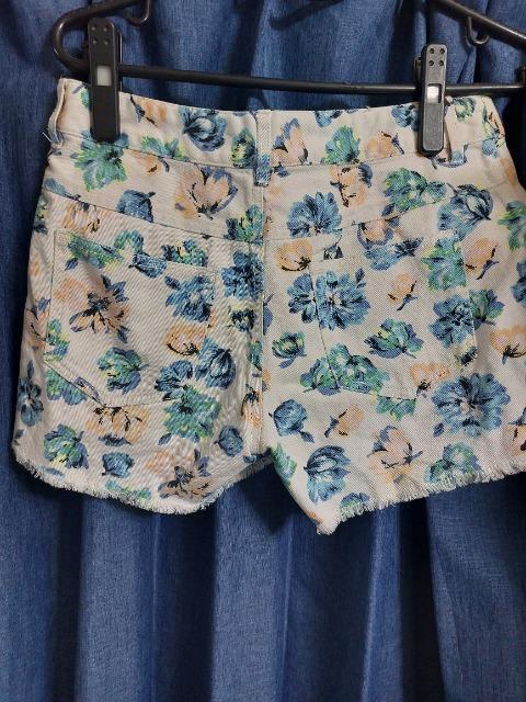 花柄ショートパンツ < 女性ファッション  花柄ショートパンツ < 女性ファッションの