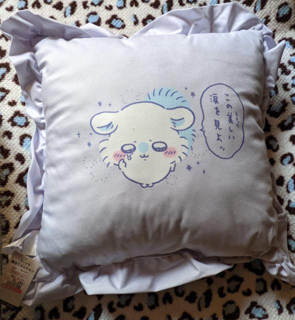 ちいかわ モモンガ背当てクッション+おまけ < アニメ/コミック/キャラクター  ちいかわ モモンガ背当てクッション+おまけ < アニメ/コミック/キャラクターの