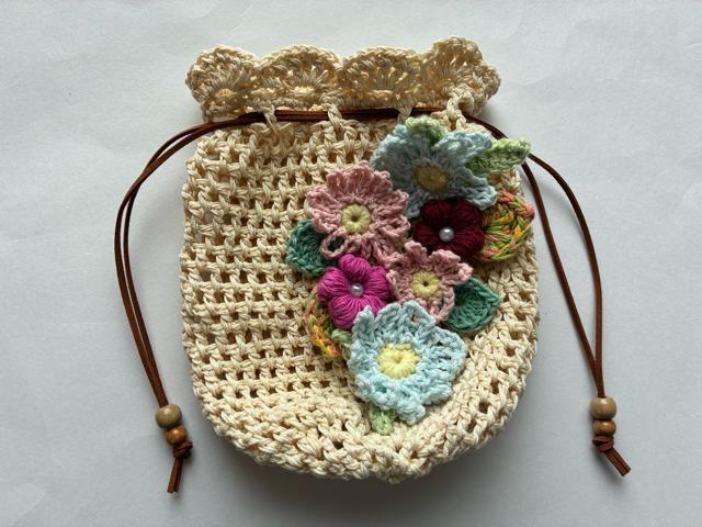 nhCh@|[`@Rbg[X@FƂǂ̂Ԃς