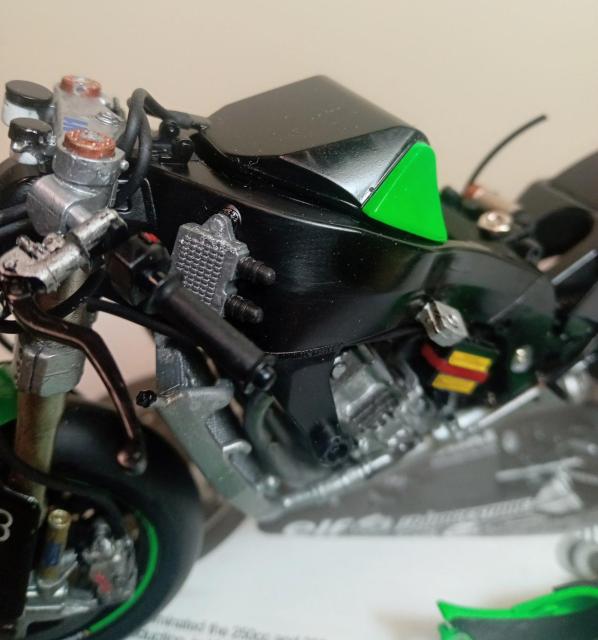 タミヤバイクプラモデル1/12完成品カワサキNinjaZX-RR < ホビー  タミヤバイクプラモデル1/12完成品カワサキNinjaZX-RR < ホビーの