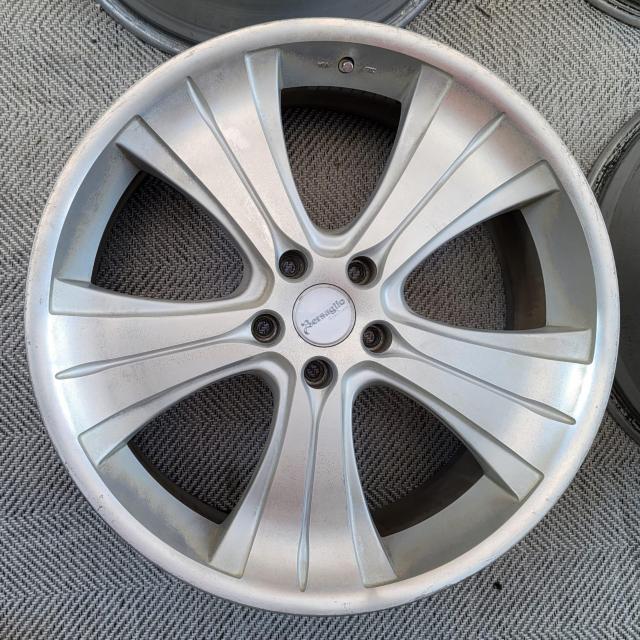 ベルサリオ アルミホイール20インチ 8.5J +35 114.3ホイールのみ4本セットヴェルファイア アルファード スカイライン < 自動車/バイク ベルサリオ アルミホイール20インチ 8.5J +35 114.3ホイールのみ4本セットヴェルファイア アルファード スカイライン < 自動車/バイク