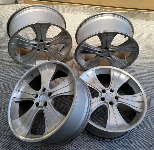 ベルサリオ アルミホイール20インチ 8.5J +35 114.3ホイールのみ4本セットヴェルファイア アルファード スカイライン < 自動車/バイク ベルサリオ アルミホイール20インチ 8.5J +35 114.3ホイールのみ4本セットヴェルファイア アルファード スカイライン < 自動車/バイク