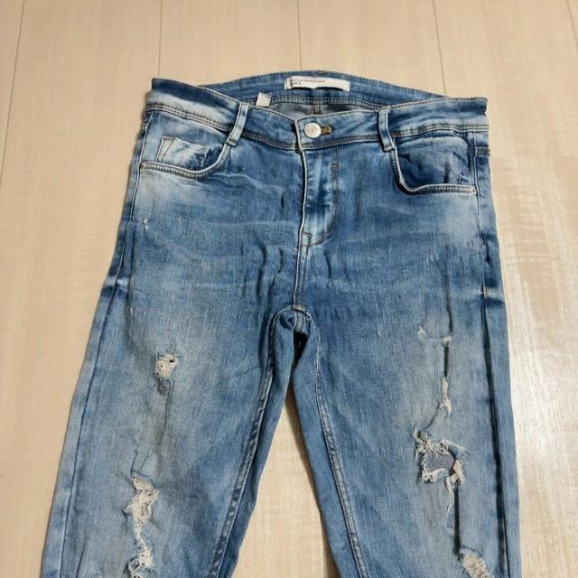 ◆ZARA/ザラ◆ダメージスキニーデニム★薄ブルー36*シンプルコーデ♪美品 < ブランド ◆ZARA/ザラ◆ダメージスキニーデニム★薄ブルー36*シンプルコーデ♪美品 < ブランドの