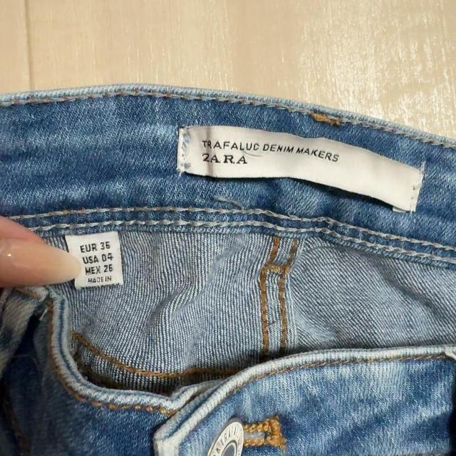 ◆ZARA/ザラ◆ダメージスキニーデニム★薄ブルー36*シンプルコーデ♪美品 < ブランド ◆ZARA/ザラ◆ダメージスキニーデニム★薄ブルー36*シンプルコーデ♪美品 < ブランドの