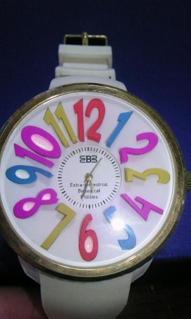 EBE〓ラバー〓白〓腕時計〓カラフル文字盤〓 < 女性アクセサリー/時計  EBE〓ラバー〓白〓腕時計〓カラフル文字盤〓  < 女性アクセサリー/時計の