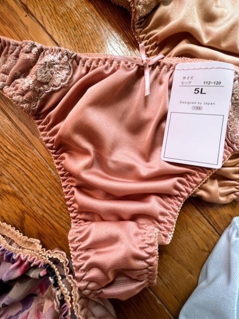 5Lサイズ!5枚セット!光沢ツルツル素材!シフォン使い!高貴品格!色とりどり!エレガント!Tバックショーツ!No.茶 < 女性ファッション  5Lサイズ!5枚セット!光沢ツルツル素材!シフォン使い!高貴品格!色とりどり!エレガント!Tバックショーツ!No.茶 < 女性ファッションの