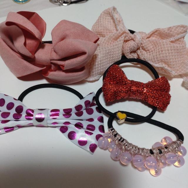 リボン&ビーズ&ハートモチーフヘアゴム6個セット < 女性アクセサリー/時計  リボン&ビーズ&ハートモチーフヘアゴム6個セット  < 女性アクセサリー/時計の