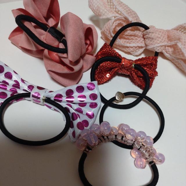 リボン&ビーズ&ハートモチーフヘアゴム6個セット < 女性アクセサリー/時計  リボン&ビーズ&ハートモチーフヘアゴム6個セット < 女性アクセサリー/時計の