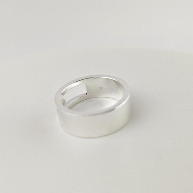 GUCCI グッチ リング < ブランド GUCCI グッチ リング < ブランドの